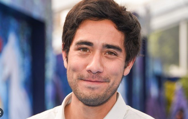 Zach King - Age, Bio, Birthday, Family, Net Worth